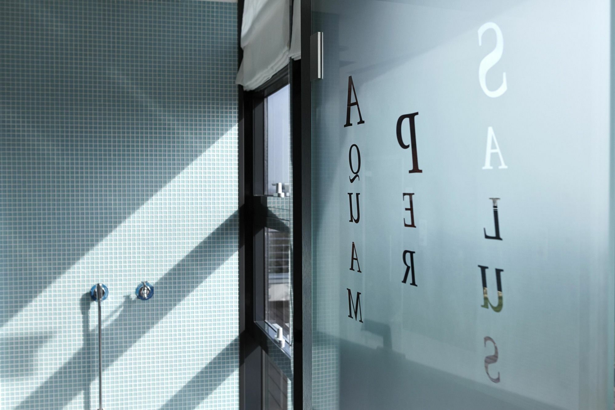 Rmh Modena Des Arts Ξενοδοχείο Εξωτερικό φωτογραφία